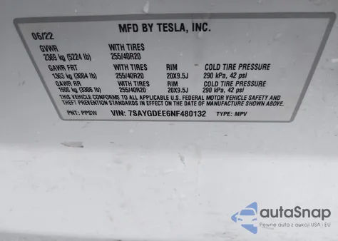 2022 Tesla Model Y Long Range Dual Motor All-Wheel Drive z USA, uszkodzony, nr VIN 7SAYGDEE6NF480132